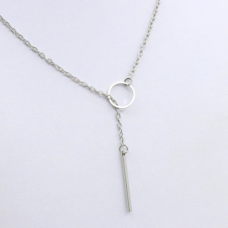 2020 New Fashion Necklace Design Ladies Fashion Simple Simple Metal Round Necklace Wholesale Sales