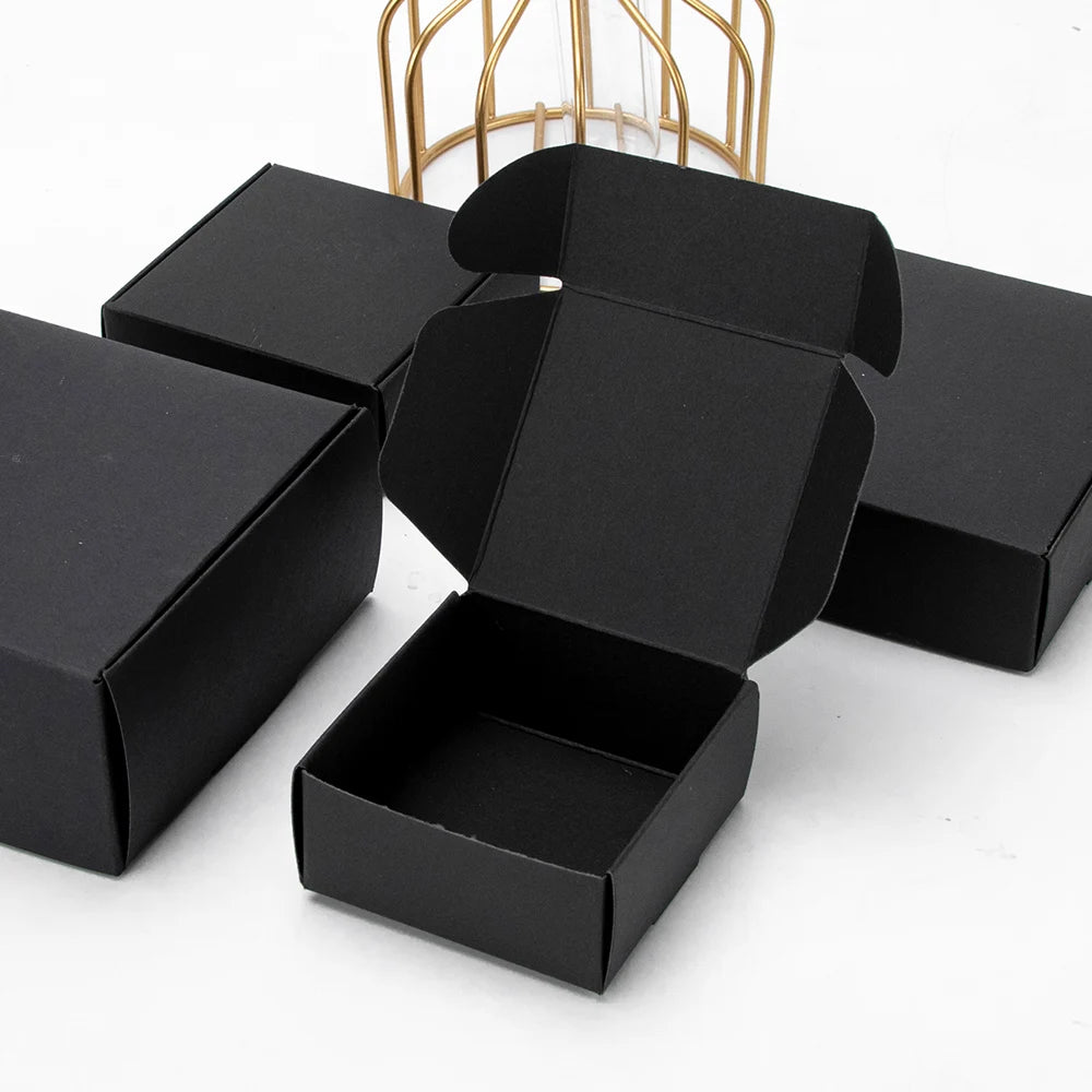 10pcs / kraft carton black white packaging carton Festival party gift box soap carton
