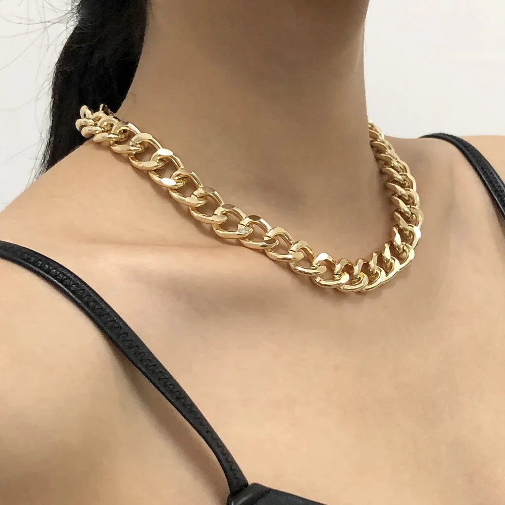 Vintage Necklace on Neck Chain Women's Jewelry Layered Accessories for Girls Clothing Aesthetic Gifts Fashion Pendant 2022