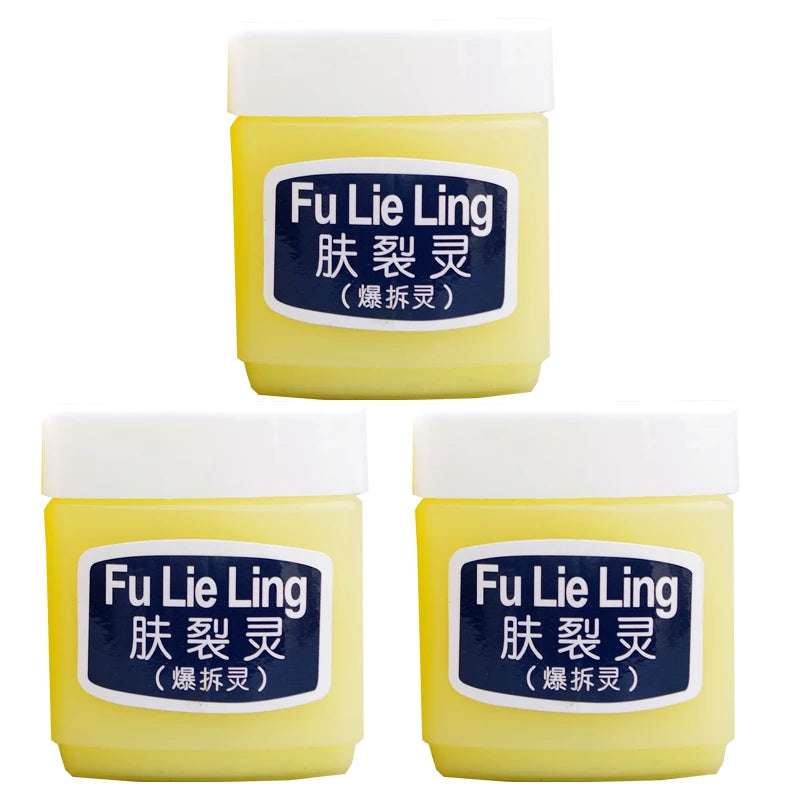 Fu Lie Ling traditional moisturizing cream jars for skin care with nourishing properties, perfect for hand and foot treatment.