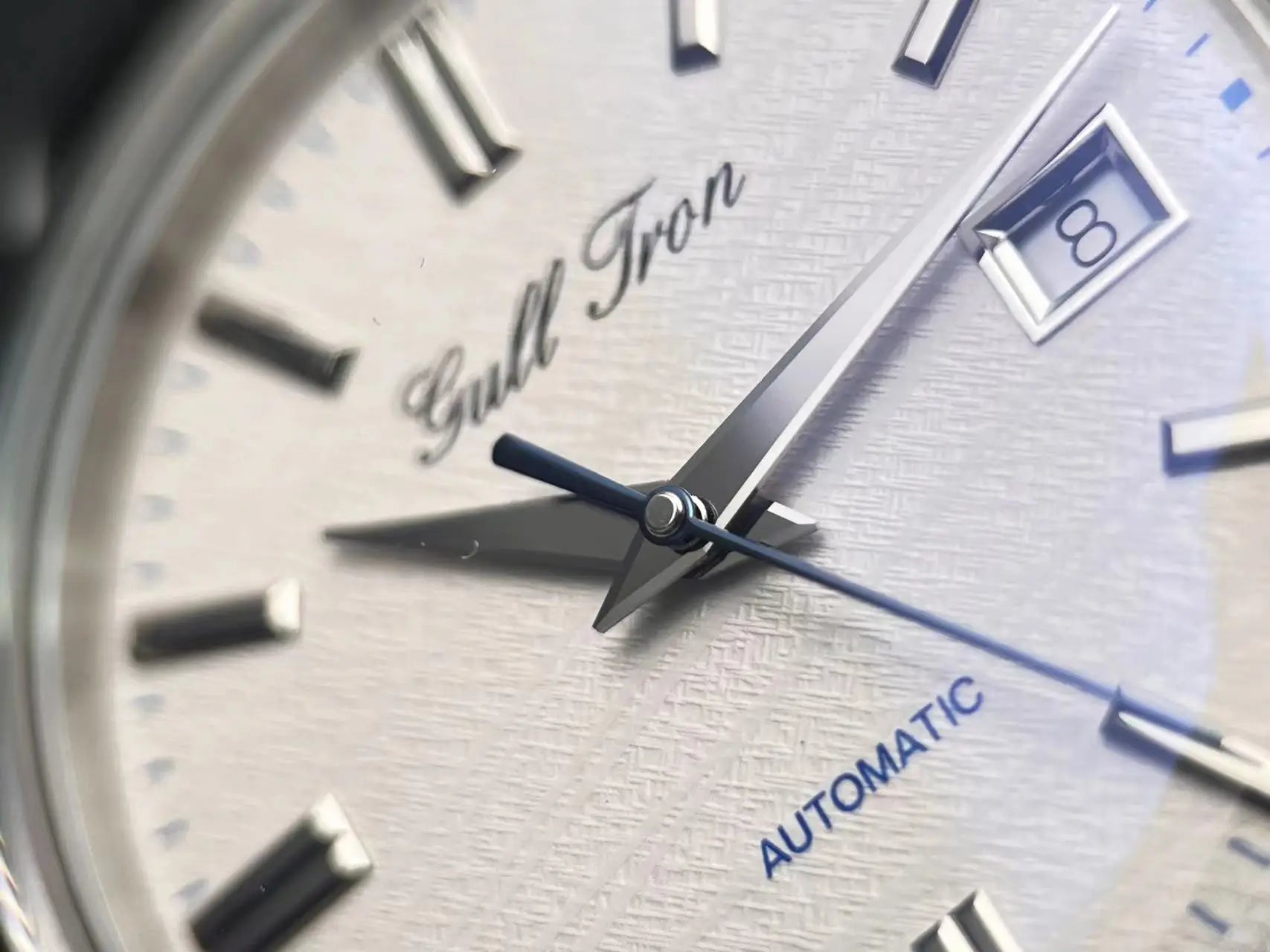 Automatic mechanical wristwatch with five sided three-dimensional hands, enamel cream dial GS cool design, Chinese version 2824